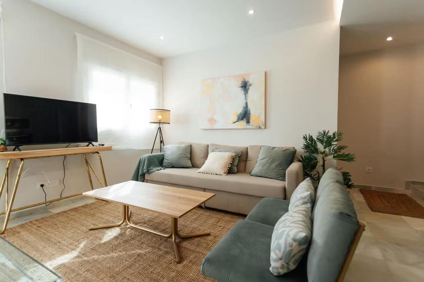 Reformed And Comfy- 2Bd 2Bth- Arenal Daire Sevilla Dış mekan fotoğraf
