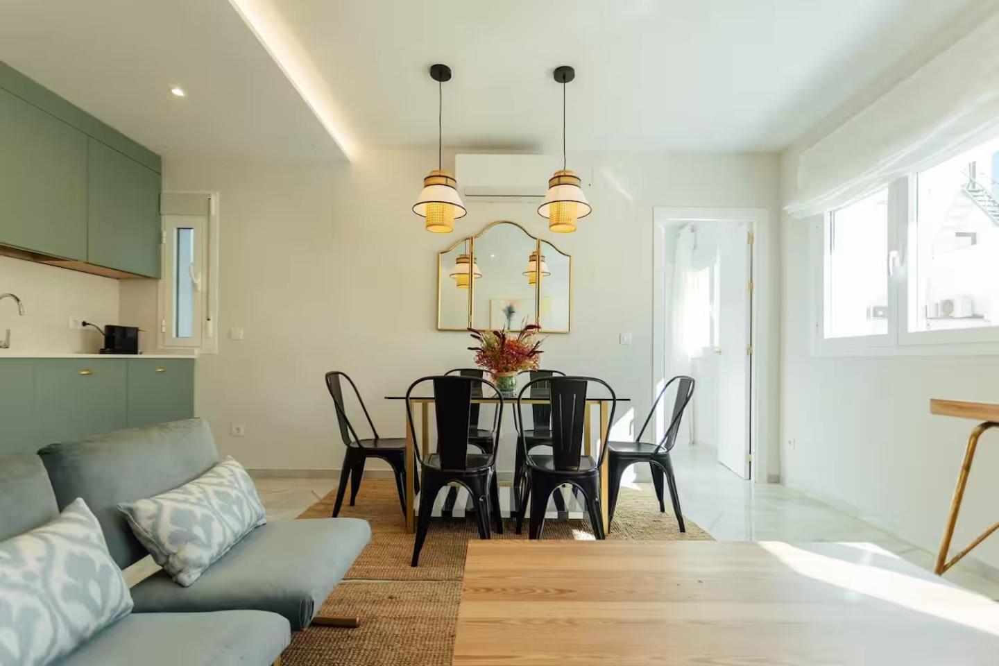 Reformed And Comfy- 2Bd 2Bth- Arenal Daire Sevilla Dış mekan fotoğraf