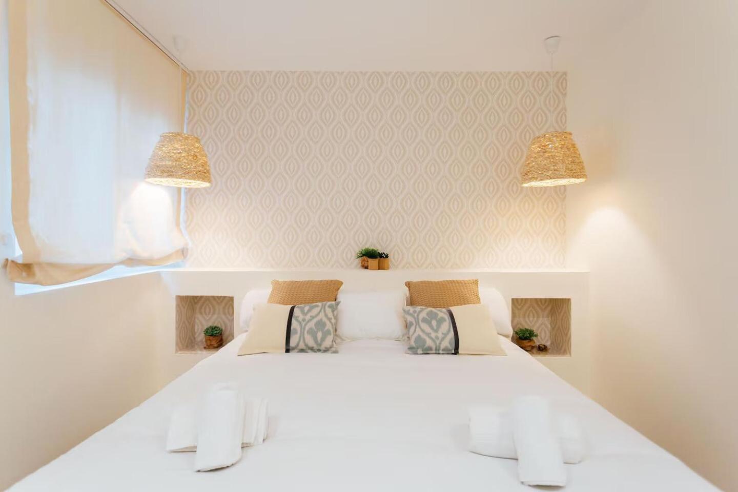 Reformed And Comfy- 2Bd 2Bth- Arenal Daire Sevilla Dış mekan fotoğraf